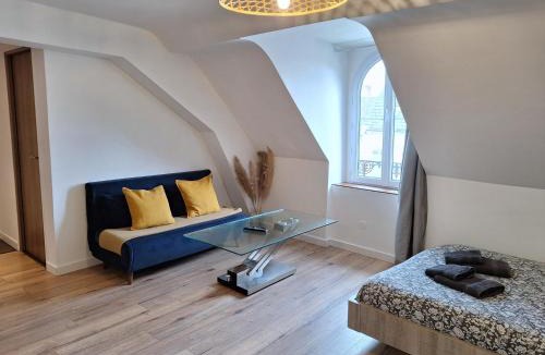 Orleans Apartment | Faubourg des voyageurs 7 - T2 climatisé 4 personnes - proche axe autoroute et gare