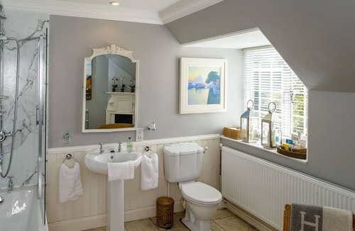 Gattonside Bed & Breakfast | Fauhope House