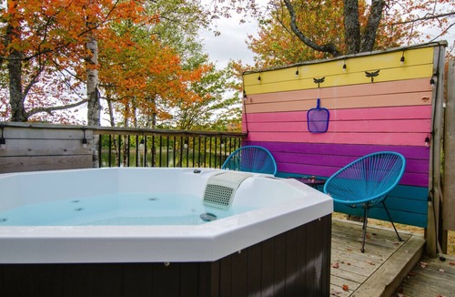 Erbs Cove Condo | Fauna studio on the lake