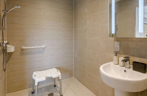 Moreton Valence Cottage | Fawn Cottage