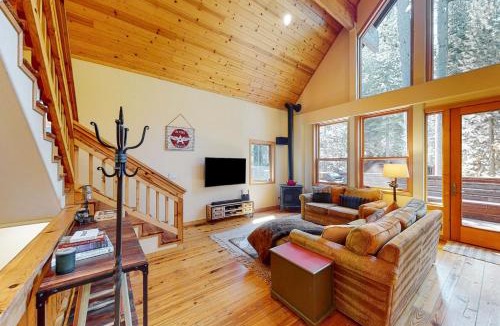 Donner Lake Woods House | Fawn Haven
