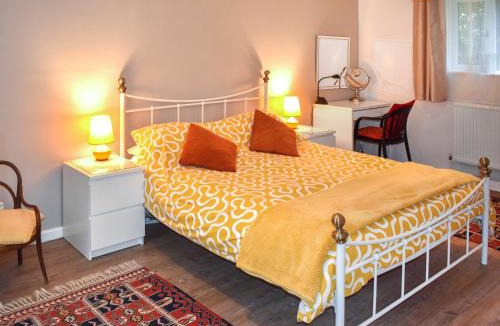 Cullompton House | Fawns Cottage