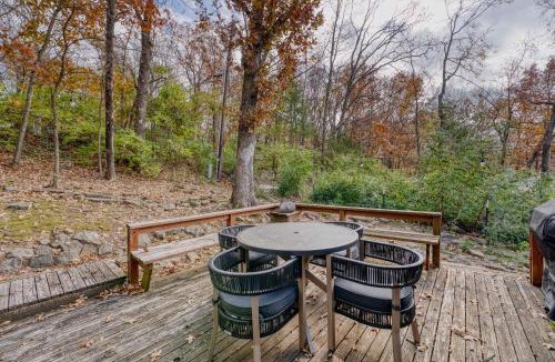 Fayetteville House | Fayetteville Getaway - Near Campus and Dickson