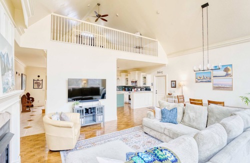 Fayetteville House | Fayetteville Retreat - 3BR & Loft Near U of A