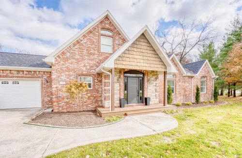 Fayetteville House | Fayetteville Retreat - 3BR & Loft Near U of A