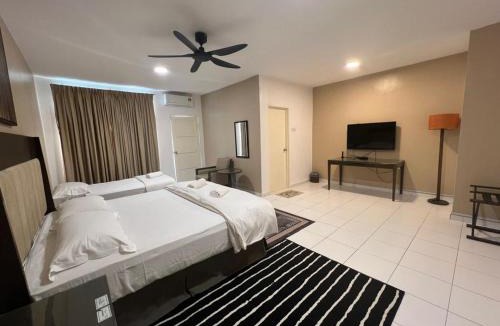 Kampung Teluk Reba House | Fazz Homestay