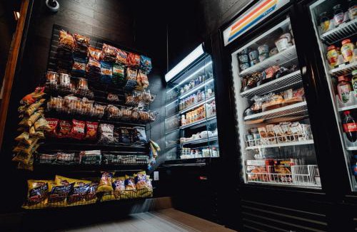 Hunters Point Hotel | Feather Factory Hotel