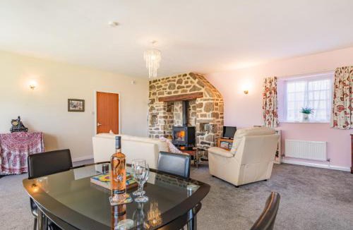 Easterside House | Feather Holme Farm Cottage