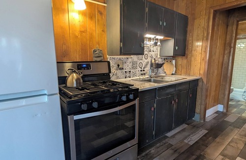 Grand Marais Hotel | Feather Nest Inn