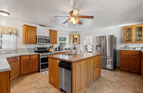 Nicolaus House | Feather River Retreat | Nicolaus