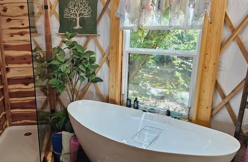 Gap Mills House | Feathered Fern Yurt