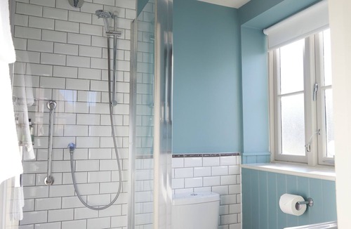 Wadesmill Hotel | Feathers Hotel by Chef and Brewer Collection