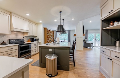 Bella Vista House | Featured On HGTV! Private Lake Access! MTB Trails!