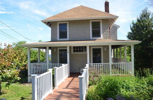 Rockport House | Featured on HGTV's Beach Hunters