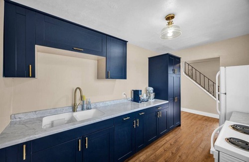 Peoria Heights House | Feel at home in the Cacti Casita