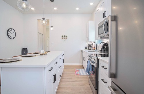 Denver Heights House | Feel, Chill and Enjoy 4BR/3BA Near Fun Riverwalk!