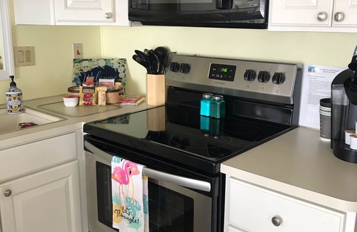 Nettles Island House | Feel the "Island Breeze"