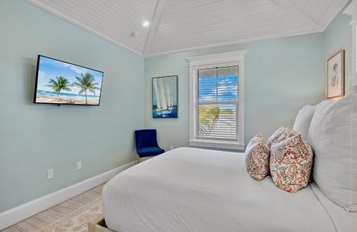 Holmes Beach House | Feelin' Beachy