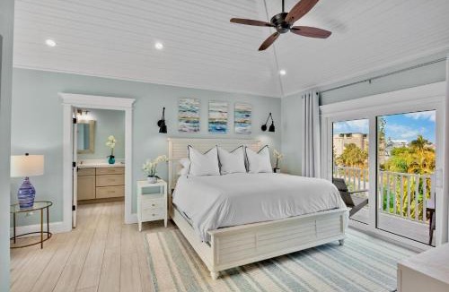 Holmes Beach House | Feelin' Beachy