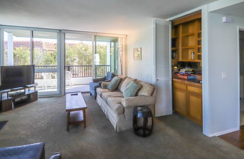 Solana Beach Condo | Feeling Fine & Sandy-Spacious Condo Near Elevator, Pool & Beach Access
