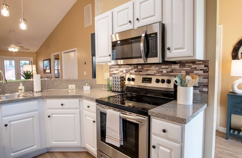 Lexington House | Feels Like Home - Fast Wi-Fi, Coffee Bar, Quiet