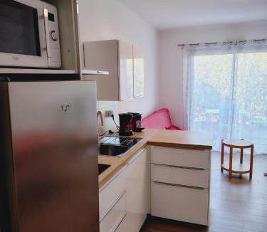 Saint-Gely-du-Fesc House | FEIJOA