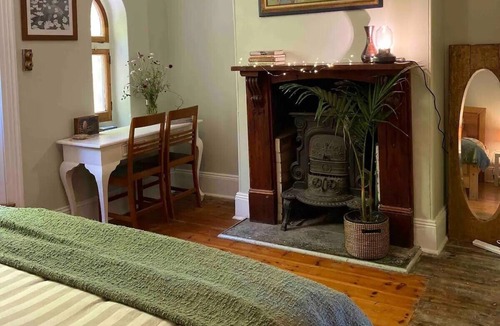 Upper Wakefield Cottage | Felicity’s (new cottage listing)