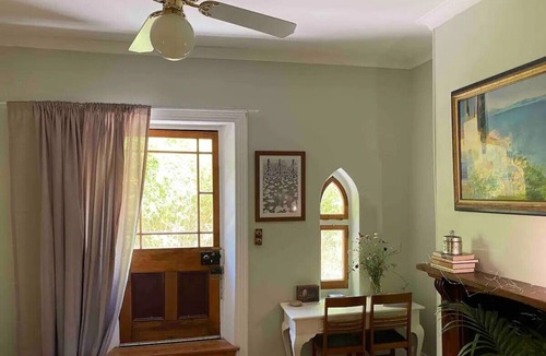 Upper Wakefield Cottage | Felicity’s (new cottage listing)