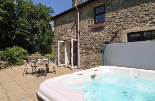 Bethania House | Felin Gogoyan