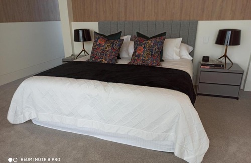 Southbank Apartment | Felix the Great