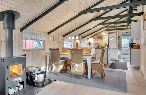 Egense House | "Feliza" - from the sea by Interhome