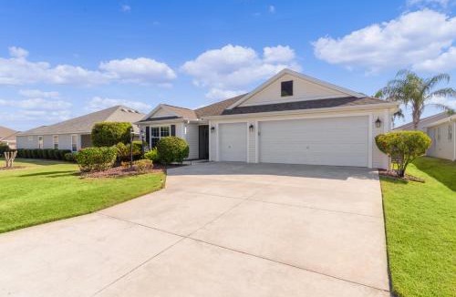Duval House | Fellowship Ave - Designer Home In Village Of Lake Deaton- Villagepeople