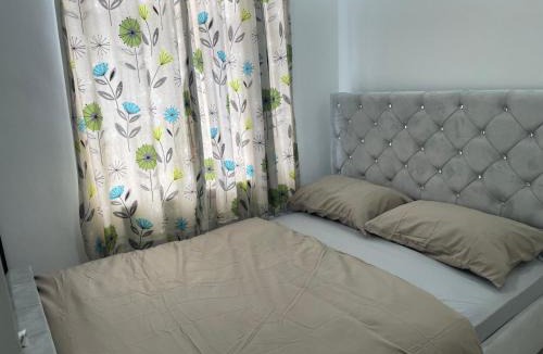 Feltham West House | Feltham rest place