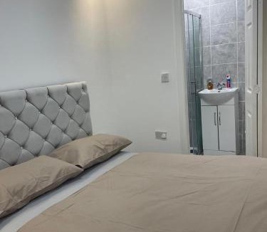 Feltham West House | Feltham rest place