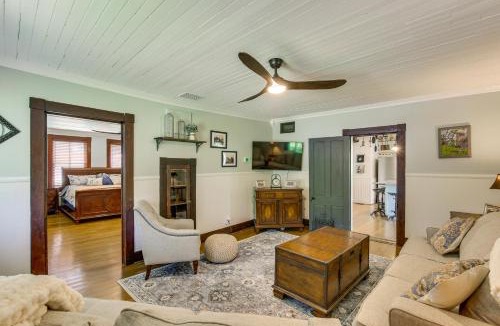 Augusta House | ‘Femme Osage Haus’ Getaway w/Hot Tub in Augusta!