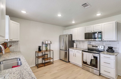 Killeen House | Fenced-In Yard: Family Home 4 Mi to Dtwn Killeen!