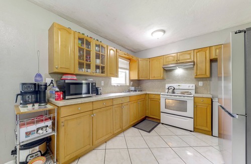 Miramar House | Fenced-In Yard! Home 3 Mi to Hard Rock Stadium