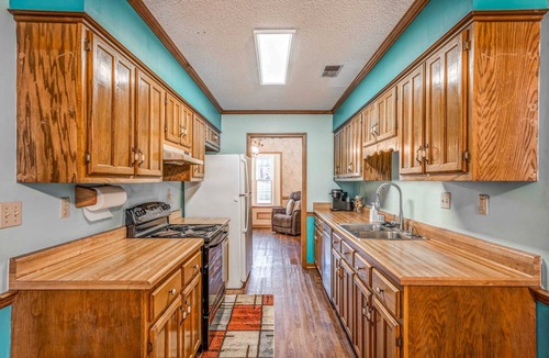 Bartlett House | Fenced Yard - Family-Friendly Bartlett Estates