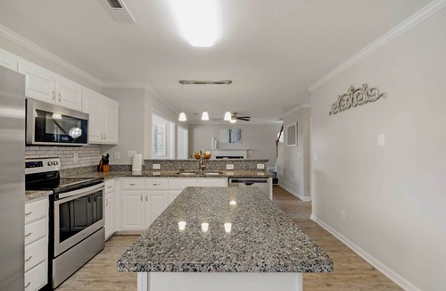 Graham House | Fenced Yard & Ping-Pong Table: Spacious Graham Gem