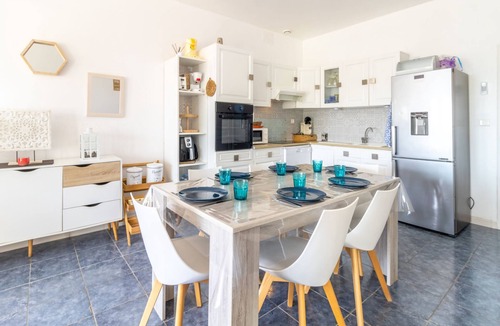 Llanca Apartment | Fener de Baix 78.1- Lovely apartment with terrace