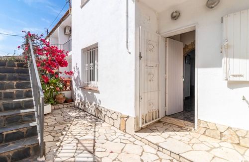 Llanca Apartment | Fener de Baix 81- Apartment right on the seafront