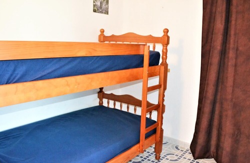 Llanca Apartment | FENER DE DALT 5 Magnificent apartment with community pool and sea views