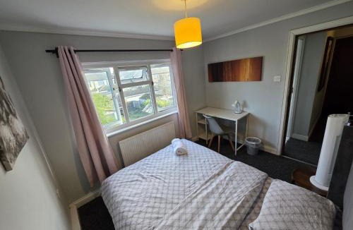 Longbridge House | Fenia Estate