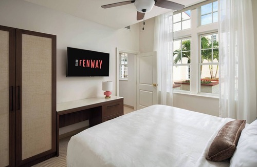 Dunedin Hotel | Fenway Hotel Autograph Collection