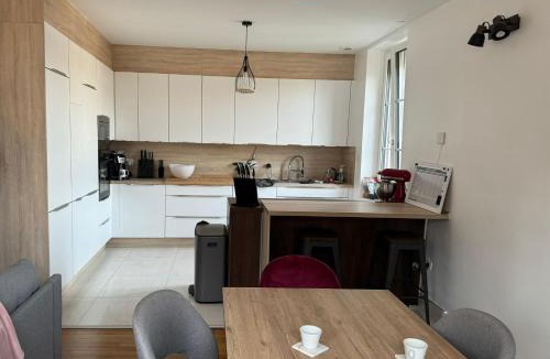 Pompey Apartment | Fer d'Eiffel Pompey Nancy 6 pers