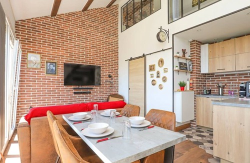 Saint Michel Apartment | Feretra - Duplex 33 m² – Métro Empalot à 3 min | Parking free