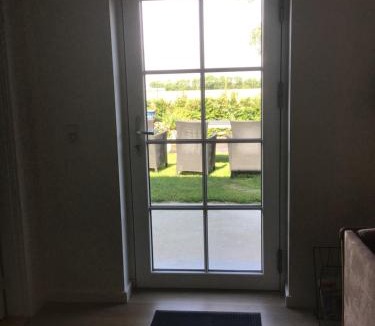 Hals Apartment | Ferielejlighed med egen have