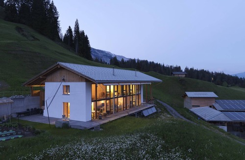 Laax Apartment | Ferien auf dem Bauernhof, (Laax Murschetg). 3.5 Zimmerwohnung by Interhome