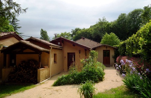 Gavaudun House | Feriendorf im Périgord Großes Ferienhaus für 18 oder 20 Personen. by Interhome