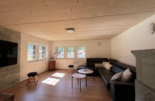 Saas Grund Apartment | Ferienhaus Capricorn *